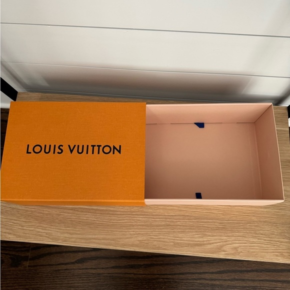 Louis Vuitton Signature Orange Gift Box - Picture 3 of 6
